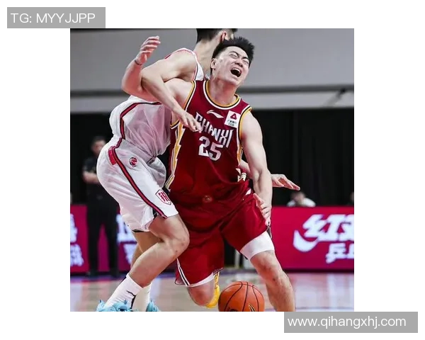 广州飞盘队中路突破分析：优劣势与战术调整探讨